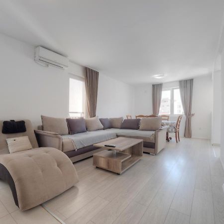 Family Three Bedroom Apartment Brando Budva Exterior photo