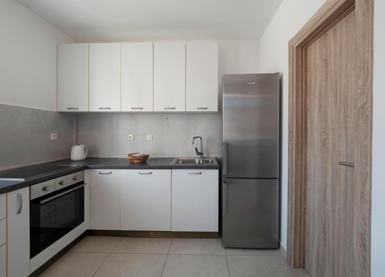 Family Three Bedroom Apartment Brando Budva Exterior photo
